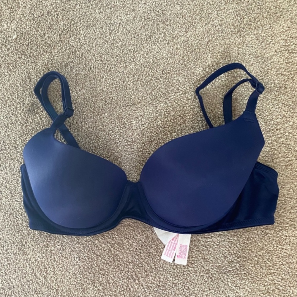 Victoria’s Secret Pink Navy Blue Wear Everywhere Lightly Lined Bra Size 32 C